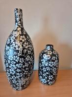 2 mooie vazen voor een kleine prijs! Zwart/grijs, Overige kleuren, Ophalen of Verzenden, Minder dan 50 cm, Glas