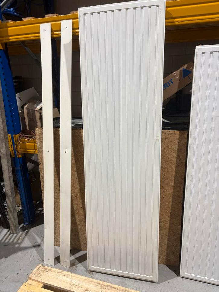 Verticale Radiator 60x210 Type 22 - Nieuw of Gebruikt, Doe-het-zelf en Verbouw, Verwarming en Radiatoren, Gebruikt, Radiator, 800 watt of meer
