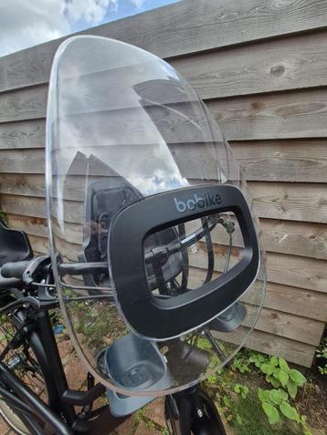 Bobike kinderzitjes voor en achter + windscherm – Topstaat! beschikbaar voor biedingen