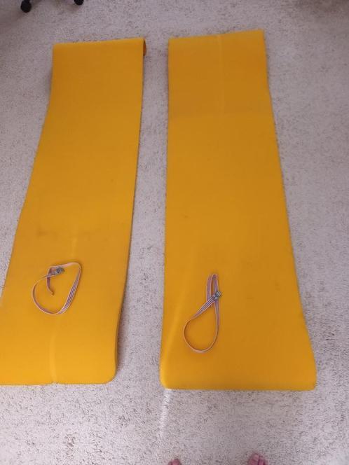2 Kampeermatten, stevig 1,5 cm dik, Caravans en Kamperen, Slaapmatten, Gebruikt, 1-persoons, Ophalen of Verzenden