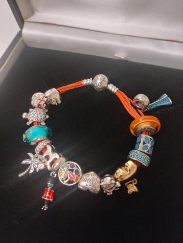 Pandora armband met 15 zilveren Pandora bedels beschikbaar voor biedingen