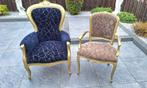 Twee oude barok fauteuils met kussens, Ophalen