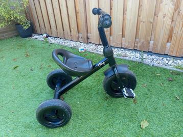 
Te koop: Stevige kinderdriewieler van Billy – Zwart beschikbaar voor biedingen