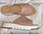Medicus zalm/beige kleurige slippers Maat 41, Slippers, Ophalen of Verzenden, Zo goed als nieuw, Overige kleuren