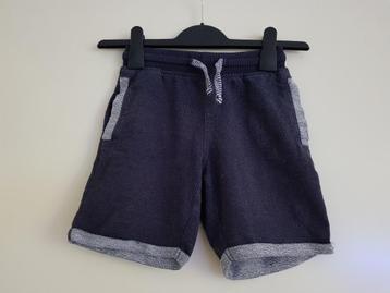 Korte broek voor jongens -- maat 116 -- Scamps & Boys beschikbaar voor biedingen