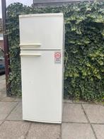 Nette Bosch Koelkast met vriezer + Bezorging !!, Witgoed en Apparatuur, 150 tot 200 liter, Gebruikt, Ophalen of Verzenden, 140 tot 160 cm