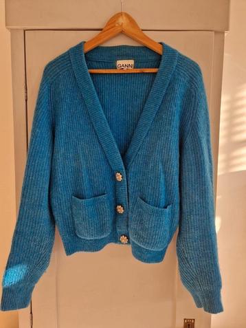 Trui van Ganni alpaca wol kristallen knopen beschikbaar voor biedingen