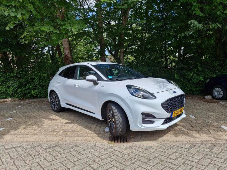 Ford Puma 1.0i Ecoboost Hybrid 125pk 2021 Wit. Zeer zuinig!!, Auto's, Ford, Particulier, Puma, Hybride Elektrisch/Benzine, SUV of Terreinwagen