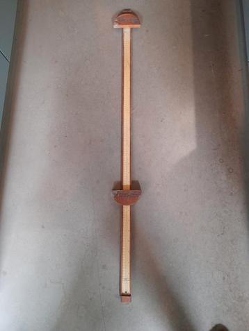 Hevea v-riem meter van hout beschikbaar voor biedingen