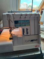 Elna 704dexplus coverlock, Hobby en Vrije tijd, Naaimachines en Toebehoren, Ophalen of Verzenden, Gebruikt, Lockmachine