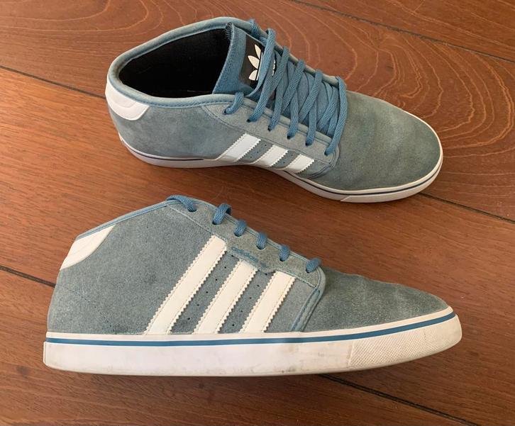 Adidas Seeley Mid - Light Blue, maat 40, Kleding | Heren, Schoenen, Zo goed als nieuw, Sneakers of Gympen, Blauw, Ophalen of Verzenden