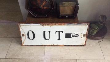 Bord tekst - OUT beschikbaar voor biedingen