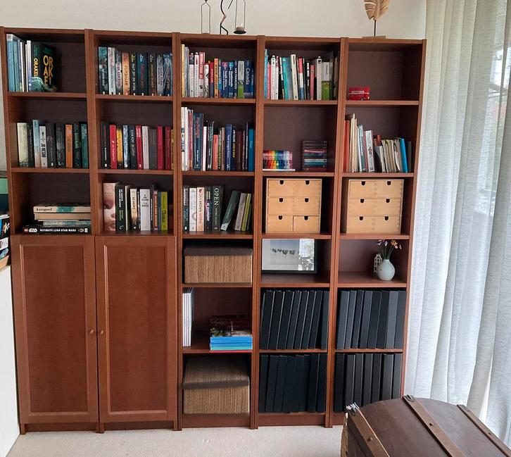 Billy boekenkast - kersenkleur - ikea, Huis en Inrichting, Kasten | Boekenkasten, Gebruikt, 50 tot 100 cm, 200 cm of meer, 25 tot 50 cm
