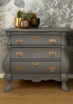 Grijze Buikkast Ladekast met Gouden Details, Huis en Inrichting, Ophalen, Overige materialen, Gebruikt, 5 laden of meer