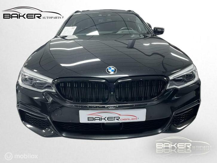 Glanzend zwarte nieren voor BMW 5 serie G30 G31 NIEUW!, Auto-onderdelen, Carrosserie en Plaatwerk, BMW, Gebruikt, Ophalen of Verzenden