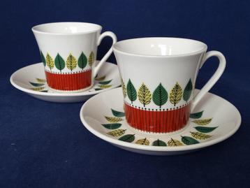 Figgjo Flint - 2 retro kop en schotels met blaadjes beschikbaar voor biedingen