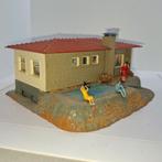 Villa met zwembad in ho, Hobby en Vrije tijd, Modeltreinen | H0, Gebruikt, Gelijkstroom of Wisselstroom, Brug, Tunnel of Gebouw