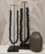 Robuust vaasje met een touch of goud, Huis en Inrichting, Overige kleuren, Aardewerk of Porselein, Ophalen of Verzenden, Zo goed als nieuw