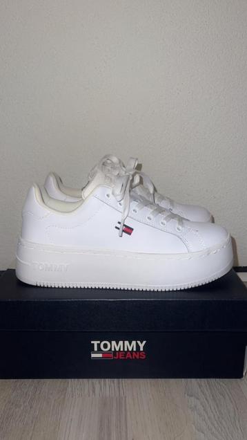 Tommy Jeans flatform ess sneakers maat 38 beschikbaar voor biedingen