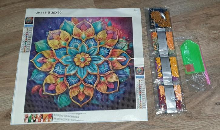 Diamond Painting - Ronde Steentjes - Mandala 30x30, Hobby en Vrije tijd, Knutselen, Nieuw, Knutselwerk, Ophalen of Verzenden