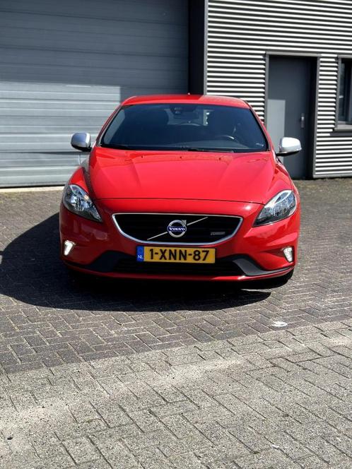 Volvo V40 2.0 D4 190PK 2014 Rood, Auto's, Volvo, Particulier, V40, ABS, Adaptive Cruise Control, Airbags, Airconditioning, Alarm