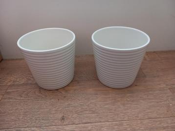 NIEUW! Potten voor binnen of buiten/ balkon / bloempotten beschikbaar voor biedingen