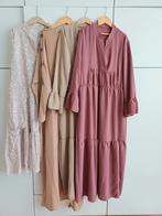 Vier zomerse jurken in verschillende lengtes, Beige, Onder de knie, Zo goed als nieuw, Maat 46/48 (XL) of groter