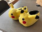 Pikachu Sloffen Maat 32, Ophalen of Verzenden, Zo goed als nieuw, Geel, Pantoffels of Sloffen