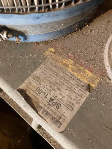 Te koop elektra bekkum zaagtafel beschikbaar voor biedingen