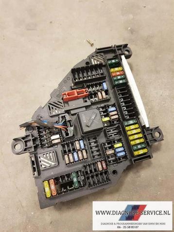 BMW X3 F25 zekeringenkast kofferbak 9210860 beschikbaar voor biedingen