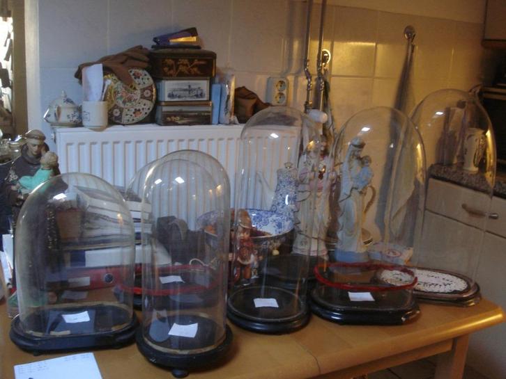 steeds wisselde antieke glazen stolpen ovaal en rond model, Antiek en Kunst, Curiosa en Brocante, Ophalen of Verzenden