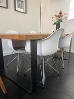 Eikenhouten eettafel met metalen poten, 200 cm of meer, Zo goed als nieuw, Vijf personen of meer, Rechthoekig