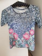 T-shirt Madeleine. Blauwe print met sierdecoratie. Maat 36, Blauw, Ophalen of Verzenden, Zo goed als nieuw, Maat 36 (S)