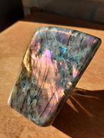 Labradoriet paars (07), Verzamelen, Mineralen en Fossielen, Ophalen of Verzenden, Mineraal