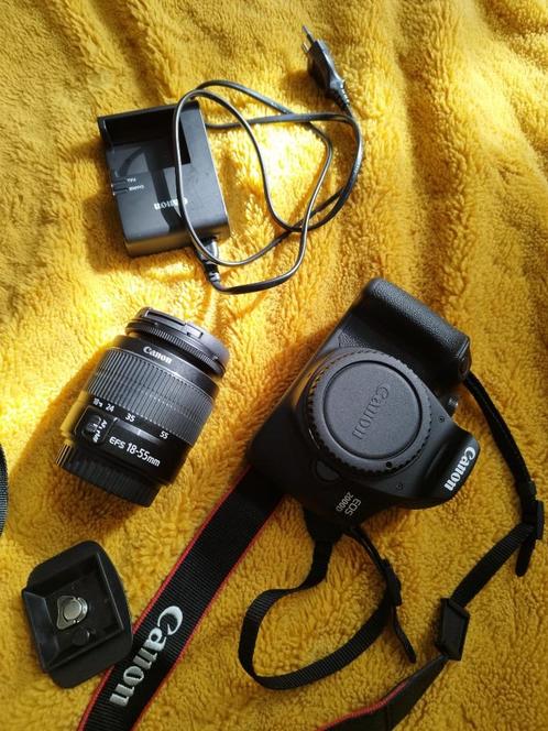 Canon EOS 2000D + lens + accessories, Audio, Tv en Foto, Fotocamera's Digitaal, Zo goed als nieuw, Canon, Ophalen