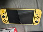 Nintendo switch oled wit en blauw en rood, 1 speler, Ophalen of Verzenden, Zo goed als nieuw, Vanaf 7 jaar