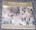 Rijswijk in de Tweede Wereldoorlog. v.d. Berge. 9072520068., Ophalen of Verzenden, Tweede Wereldoorlog, Zo goed als nieuw