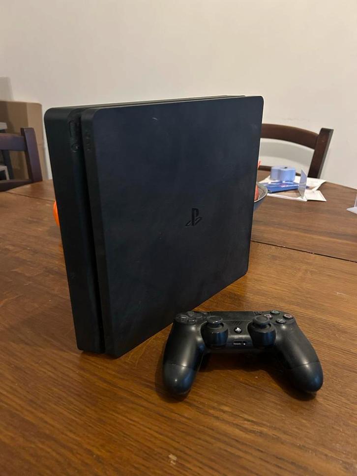 Playstation 4 Slim 500GB, Spelcomputers en Games, Spelcomputers | Sony PlayStation 4, Gebruikt, Slim, 500 GB, Met 1 controller