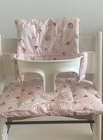 Kussen met aardbeien voor de stokke tripp Trapp, Stoelverkleiner, -, -, Overige typen