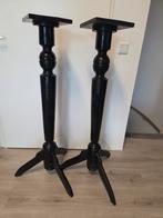 2 hoge oude planten,beelden standaards, Ophalen