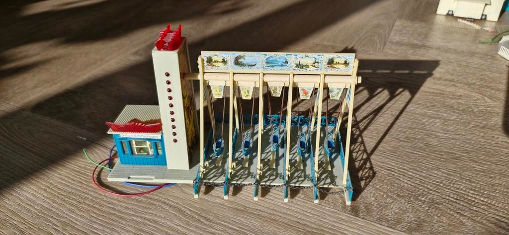 Faller 318 HO schommelbootjes, Ophalen