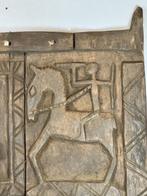 251170 Oud Afrikaans Dogon Graan opslag deur uit Mali., Ophalen of Verzenden