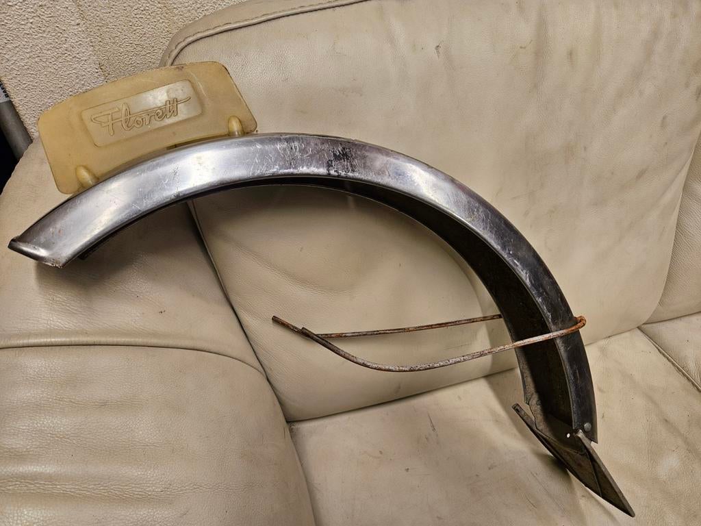 Rvs spatbord kreidler Florett met gele plaat, Fietsen en Brommers, Brommeronderdelen | Kreidler, Ophalen of Verzenden, Gebruikt