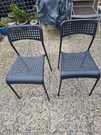 2 stapelstoelen zwart van de Ikea, Huis en Inrichting, Stoelen, Gebruikt, Ophalen of Verzenden