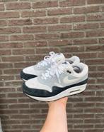 Nike Air Max 1 Wolf Grey, Kleding | Heren, Schoenen, Overige kleuren, Nike, Ophalen of Verzenden, Sneakers of Gympen