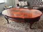 ovale salontafel notenwortelhout, Huis en Inrichting, Tafels | Salontafels, Ophalen, Gebruikt, 100 tot 150 cm, 50 tot 100 cm