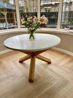 Witte ronde eettafel met massief houten poten, 120 cm, Huis en Inrichting, Tafels | Eettafels, Ophalen, Gebruikt, Rond, Vier personen