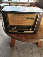 Antieke Grundig Radio - Model 1040W, Ophalen