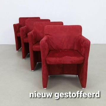 Confortabele eetkamerstoelen nieuw gestoffeerd  beschikbaar voor biedingen