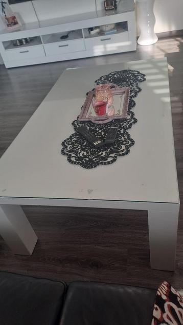 Salontafel 140x80 MOET NU WEG beschikbaar voor biedingen